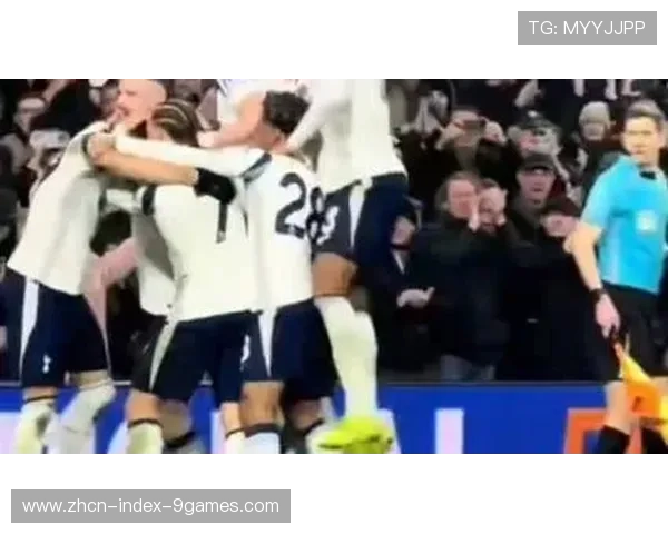 索兰克蝎子摆尾预定赛季最佳,战术板解析其无球跑动 索兰克蝎子摆尾预定赛季最佳,战术板解析其无球跑动